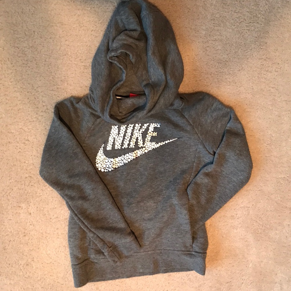 Nike girls hoodie sweatshirt size small.